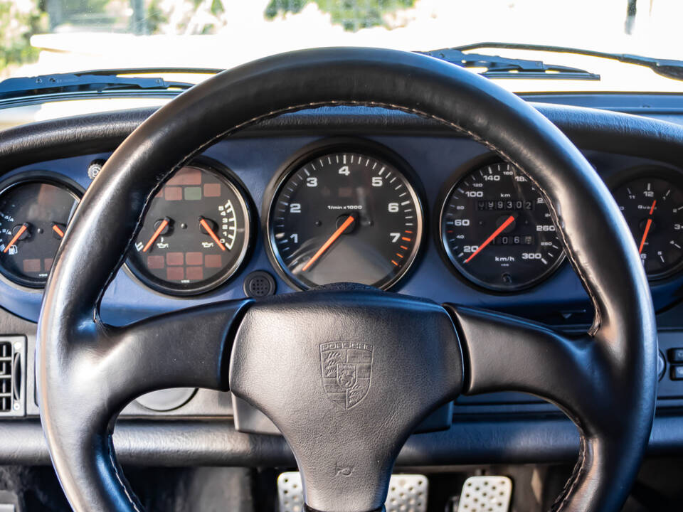 Image 29/49 de Porsche 911 Speedster (1993)