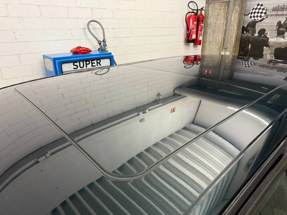 Bild 12/18 von BMW 525i Touring (1994)