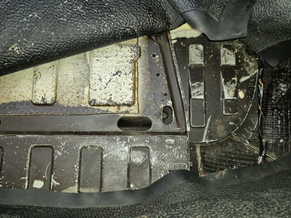 Image 49/66 de Lancia Beta Spider 2000 (1978)