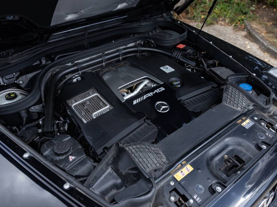 Image 28/50 of Mercedes-Benz G 63 AMG (LWB) (2020)