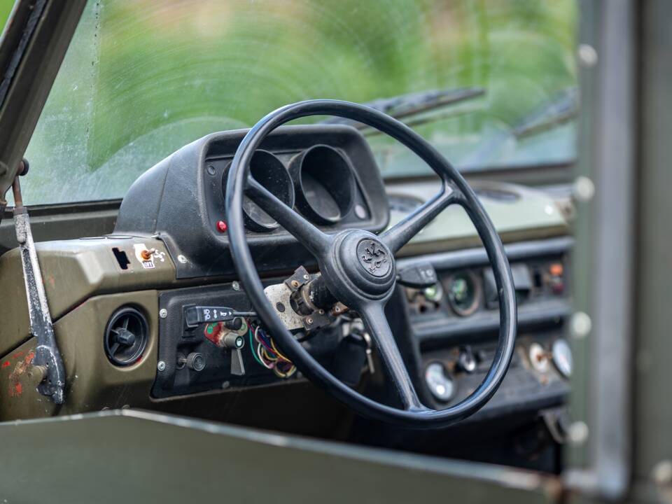 Image 4/14 of Peugeot P4 (1986)
