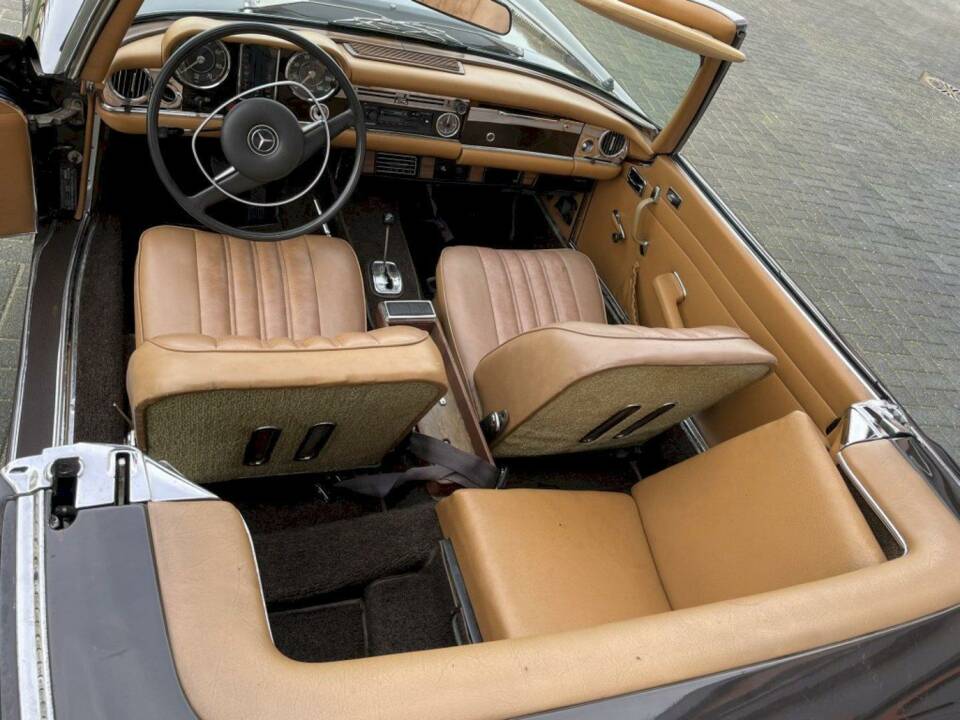 Bild 22/36 von Mercedes-Benz 280 SL (1969)