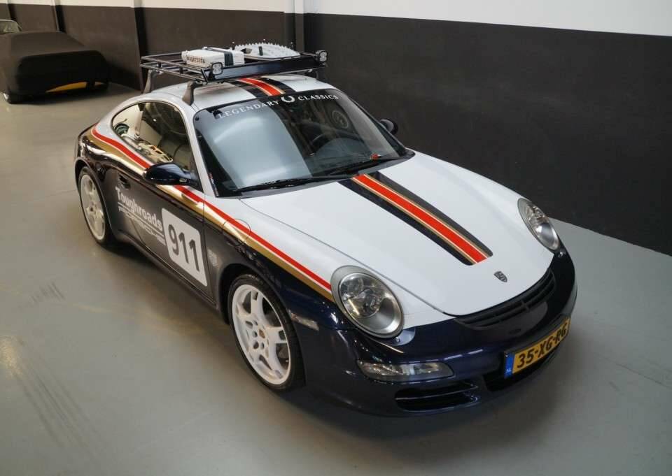 Image 20/50 de Porsche 911 Carrera (2005)