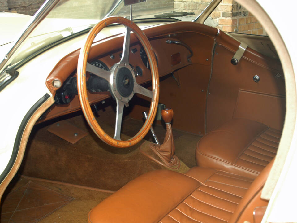 Imagen 4/6 de Jaguar XK 120 OTS (1951)