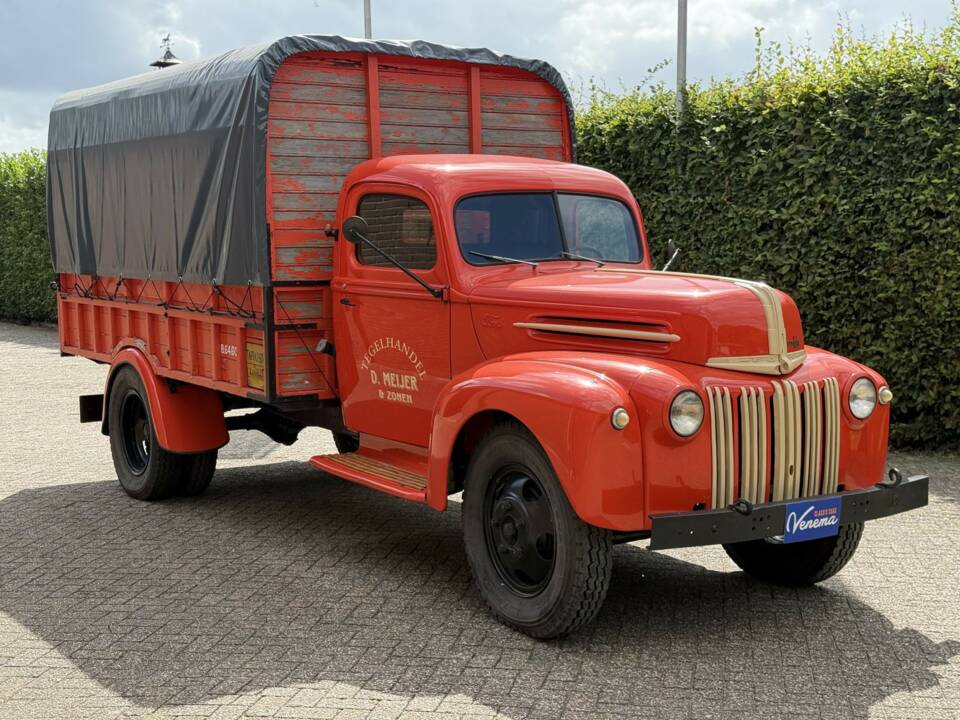 Immagine 4/20 di Ford F3 Conventional (1947)