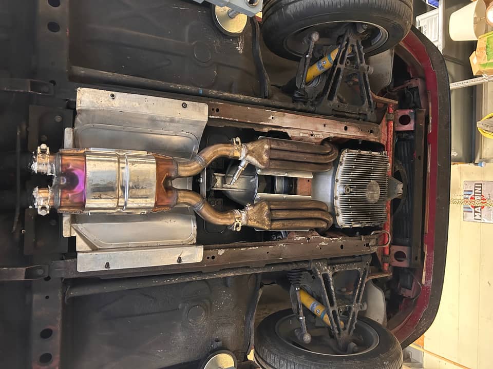 Image 28/30 of Alfa Romeo 75 3.0 V6 QV (1991)