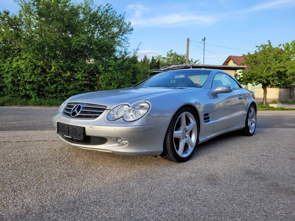 Bild 2/97 von Mercedes-Benz SL 500 (2004)