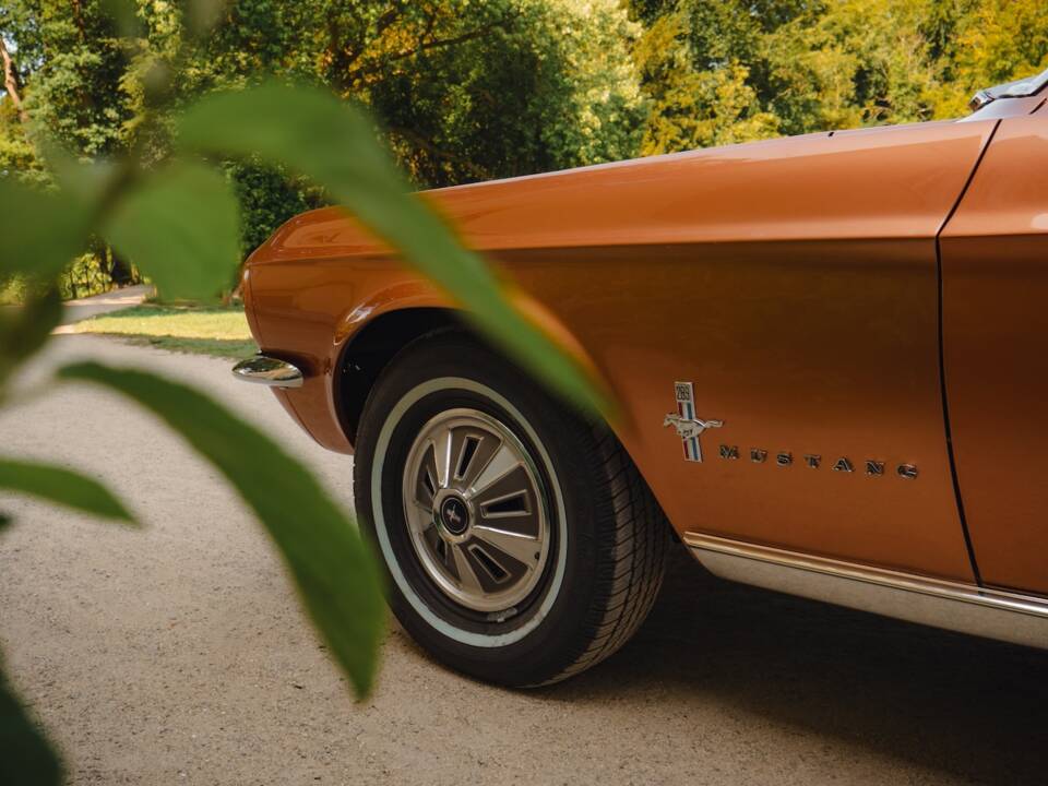 Image 54/81 of Ford Mustang 289 (1967)
