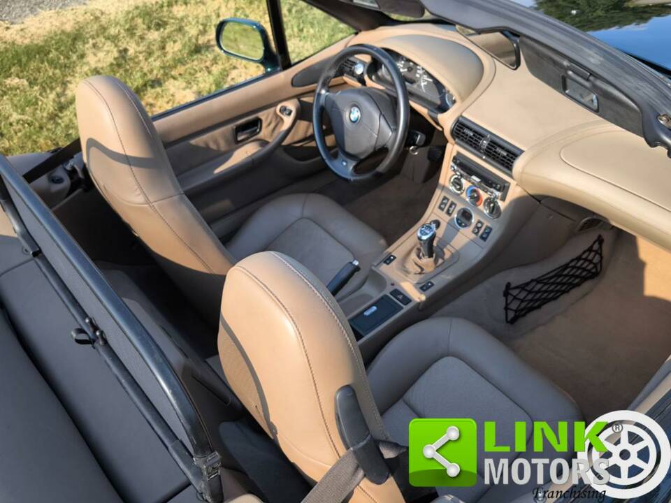 Bild 7/10 von BMW Z3 1.9i (2000)