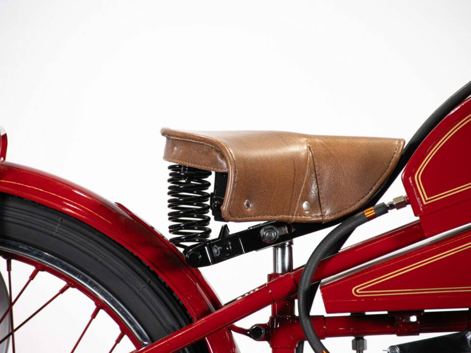 Immagine 38/50 di Moto Guzzi 250 SS (1930)