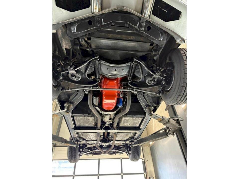 Image 26/36 of Chevrolet Corvette Stingray (1970)