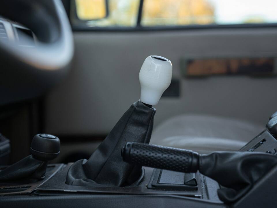 Imagen 44/50 de Land Rover Range Rover Classic TD (1992)