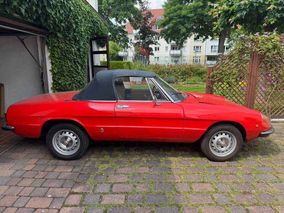 Imagen 3/7 de Alfa Romeo Spider Veloce 2000 (1972)