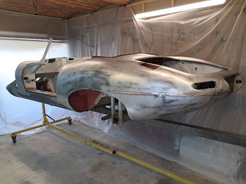 Image 57/74 of Jaguar E-Type 3.8 Flat Floor (1961)