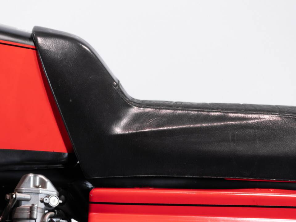 Bild 16/50 von Moto Guzzi DUMMY (1980)