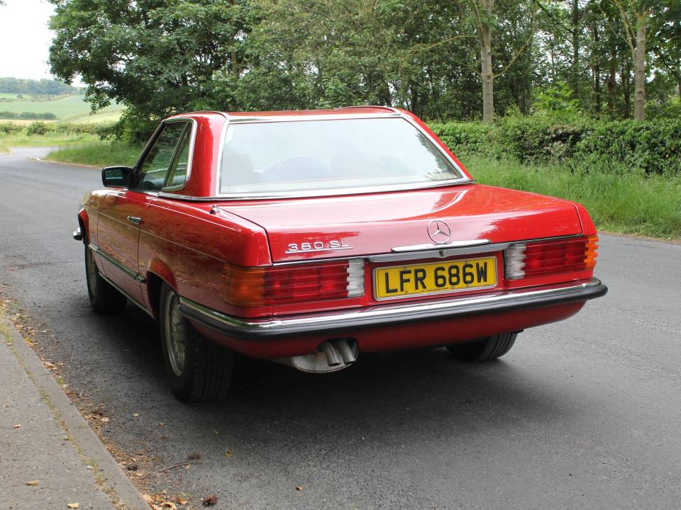 Image 4/17 of Mercedes-Benz 380 SL (1980)