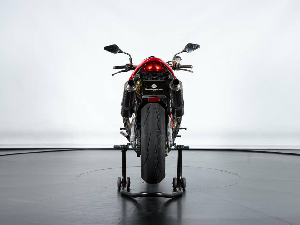 Immagine 3/50 di Cagiva DUMMY (2003)