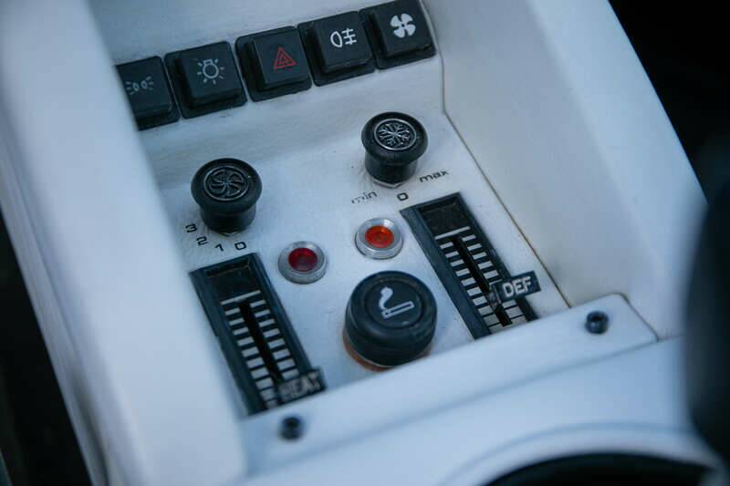 Afbeelding 23/47 van Lamborghini Countach LP 500 S (1983)