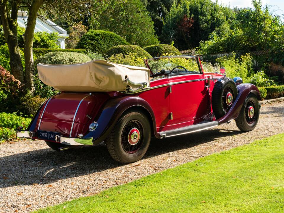 Afbeelding 13/66 van Mercedes-Benz 290 Cabriolet B (1935)