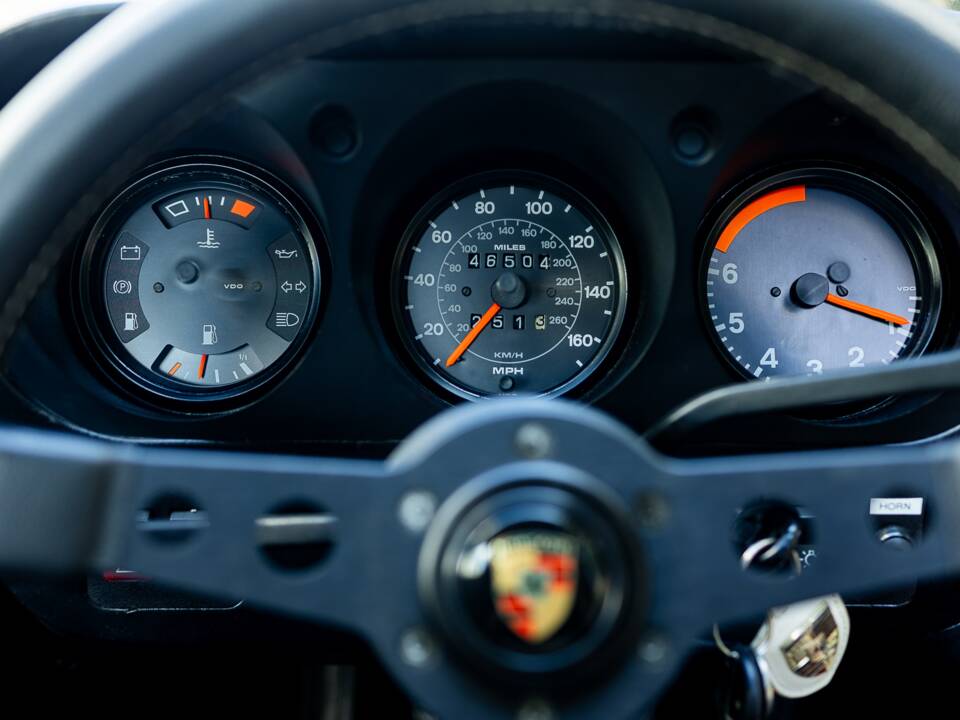 Image 18/50 de Porsche 924 S (1986)