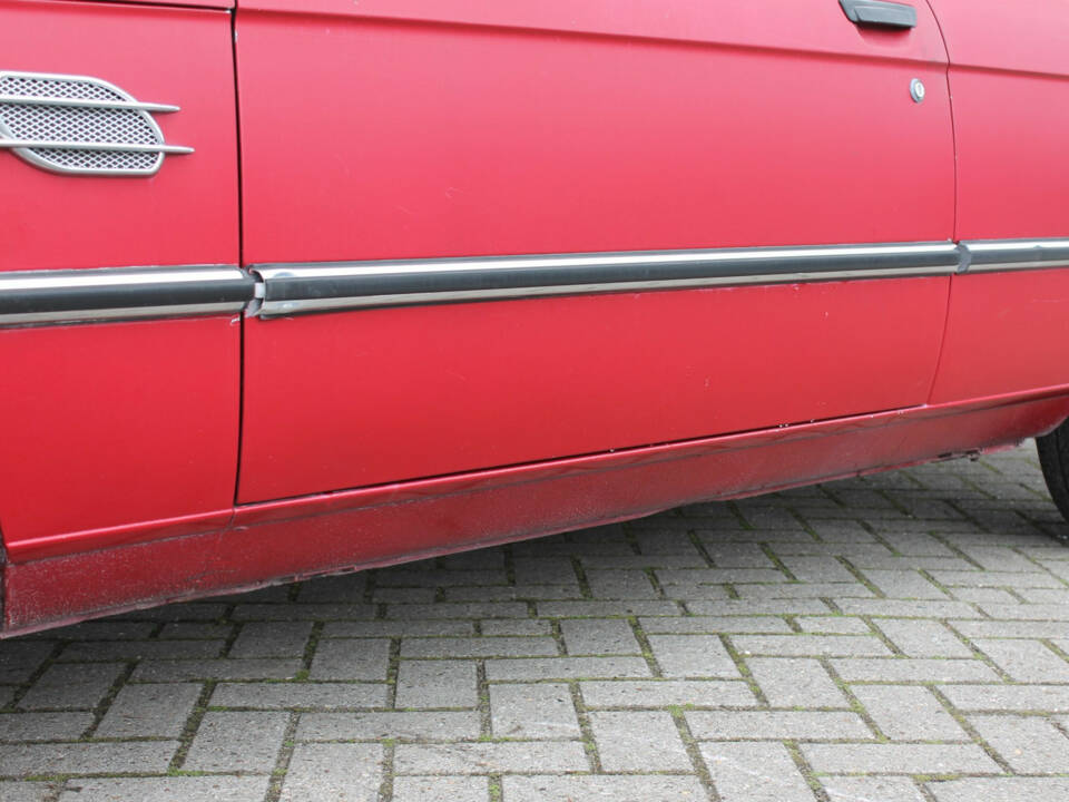 Image 4/30 of BMW 320i (1982)