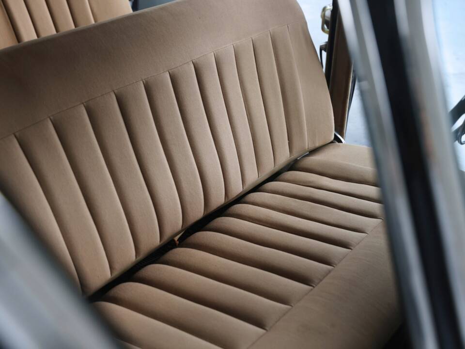 Image 30/50 of Lancia Flavia 1800 (1965)