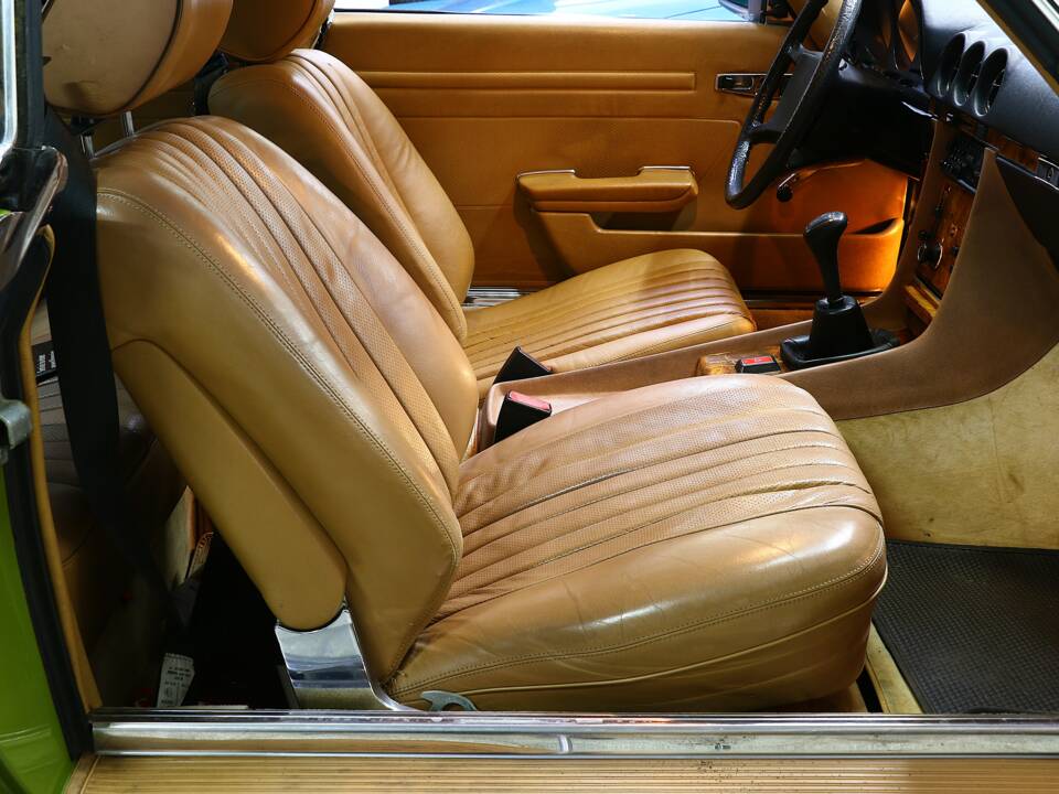 Afbeelding 14/25 van Mercedes-Benz 280 SLC (1980)