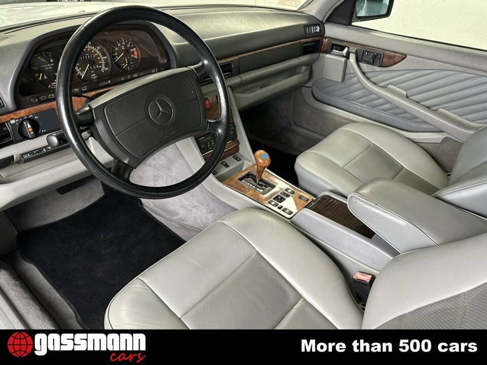 Bild 8/15 von Mercedes-Benz 560 SEC (1989)