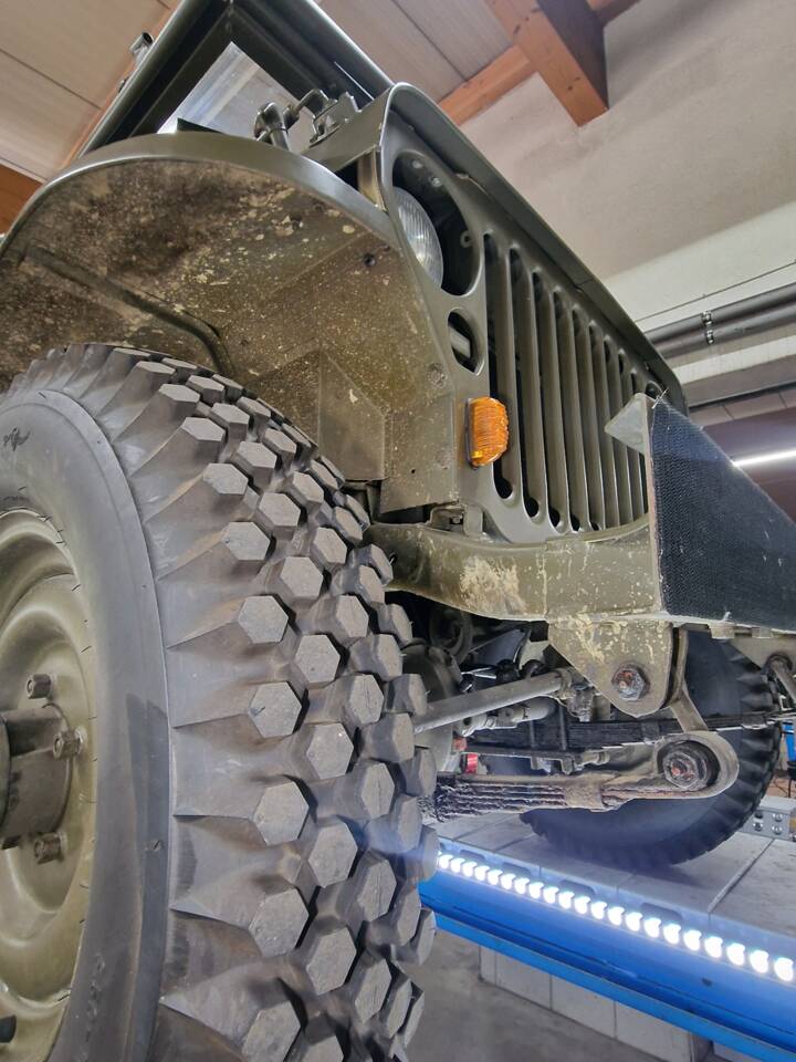Bild 81/109 von Hotchkiss M 201 (1962)