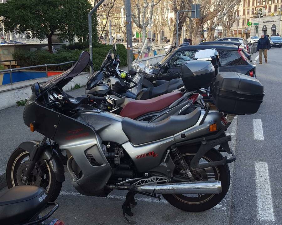 Immagine 5/5 di Moto Guzzi 1000 SP III (1989)