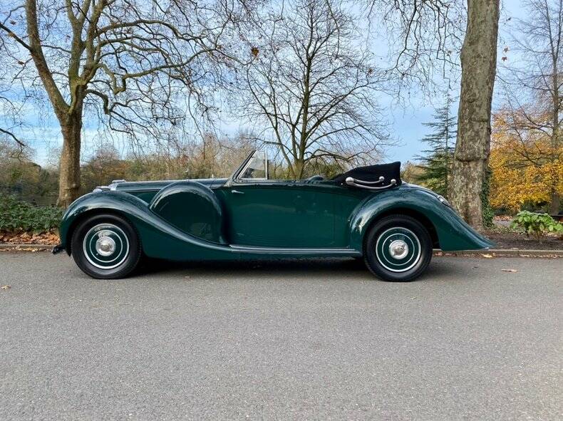 Image 10/50 of Lagonda V12 DHC (1939)