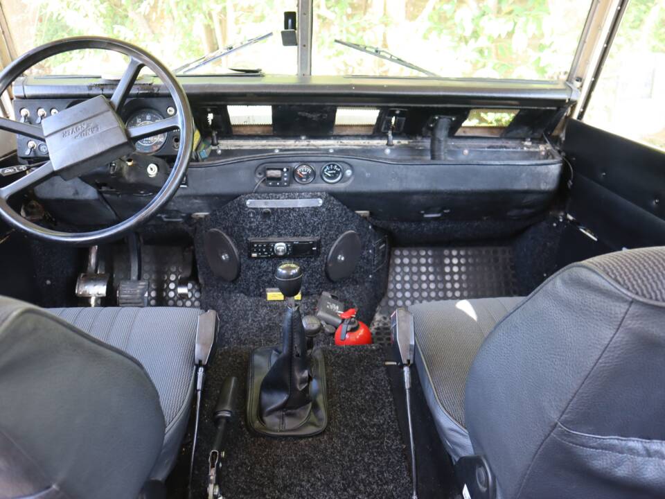 Afbeelding 41/56 van Land Rover 109 (1975)