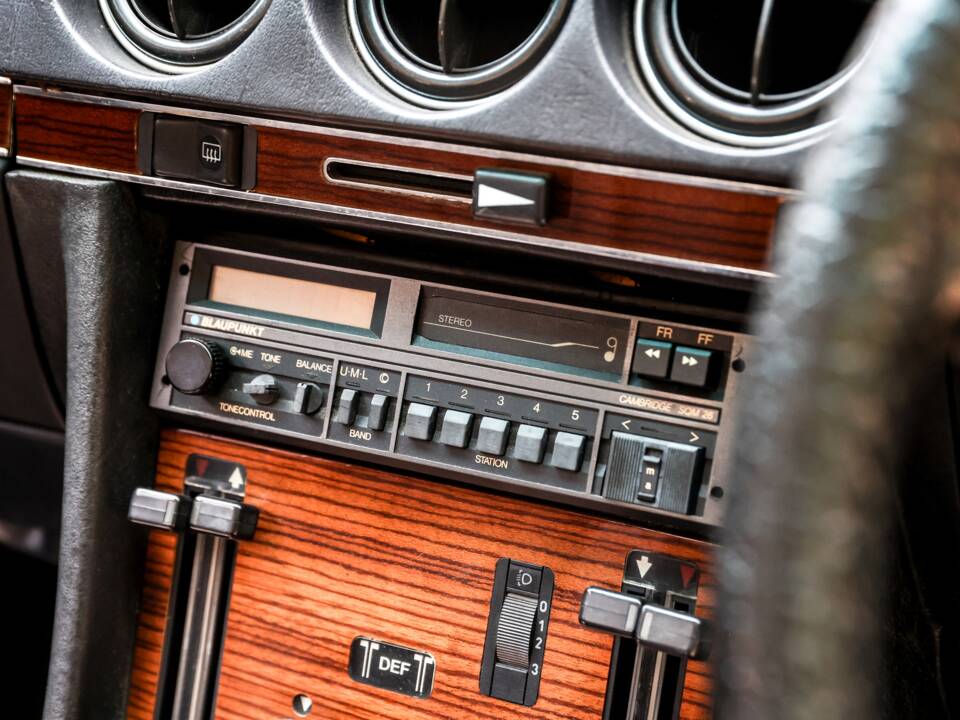 Afbeelding 33/40 van Mercedes-Benz 280 SL (1981)
