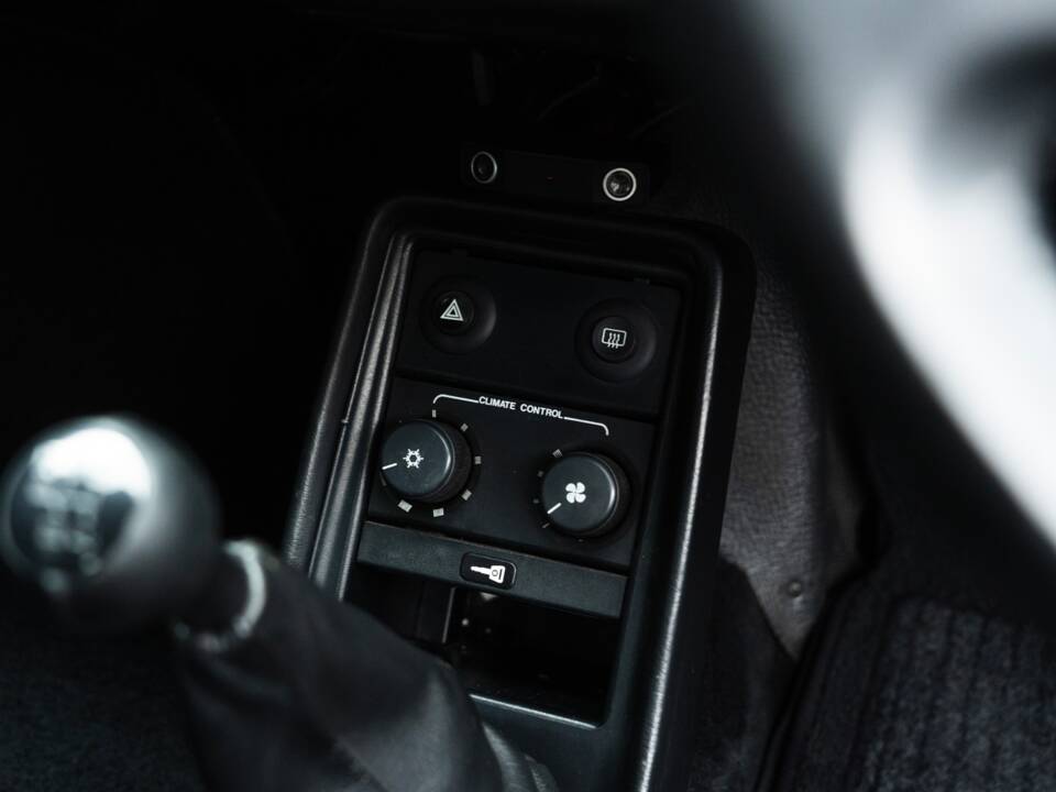 Image 32/67 of Porsche 911 Turbo 3.3 (1987)