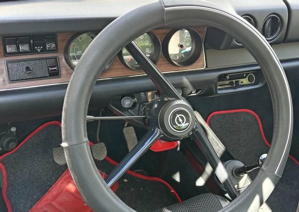 Obraz 2/8 pojazdu Opel Olympia 1100 SR (1968)