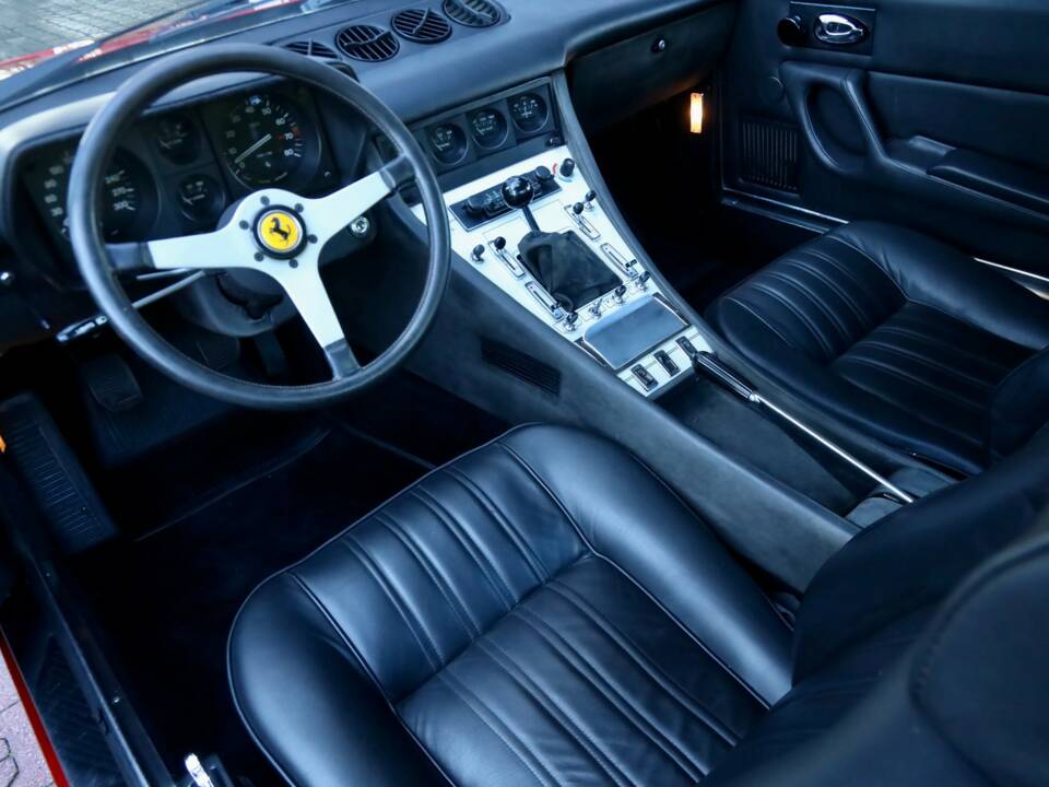 Imagen 22/50 de Ferrari 365 GTB&#x2F;4 Daytona (1971)