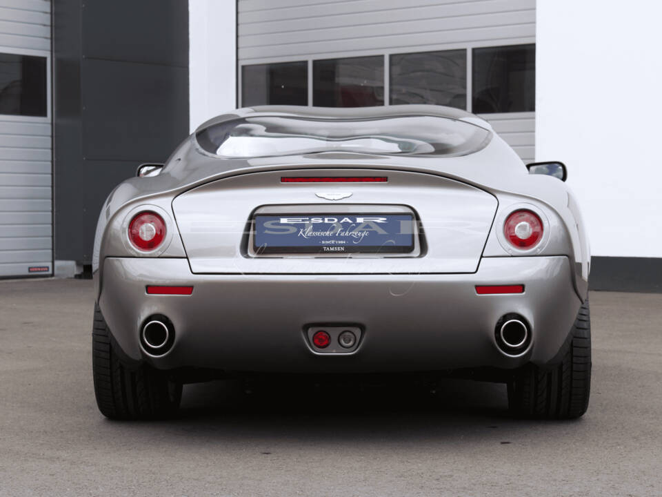 Bild 24/27 von Aston Martin DB 7 Zagato (2004)