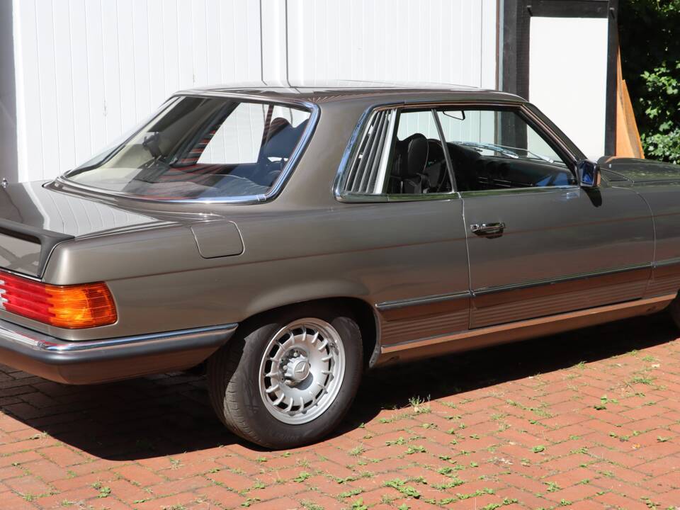 Image 35/59 of Mercedes-Benz 500 SLC (1980)