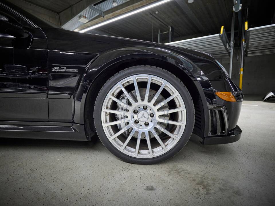 Bild 25/100 von Mercedes-Benz CLK 63 AMG Black Series (2007)