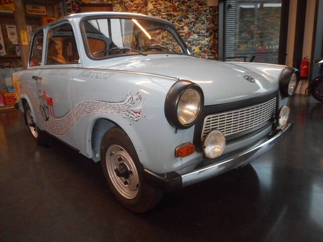 Imagen 2/20 de Trabant 601 S de Luxe (1992)