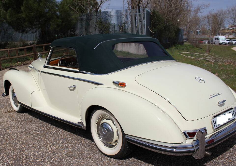 Image 6/8 of Mercedes-Benz 300 S Cabriolet A (1952)