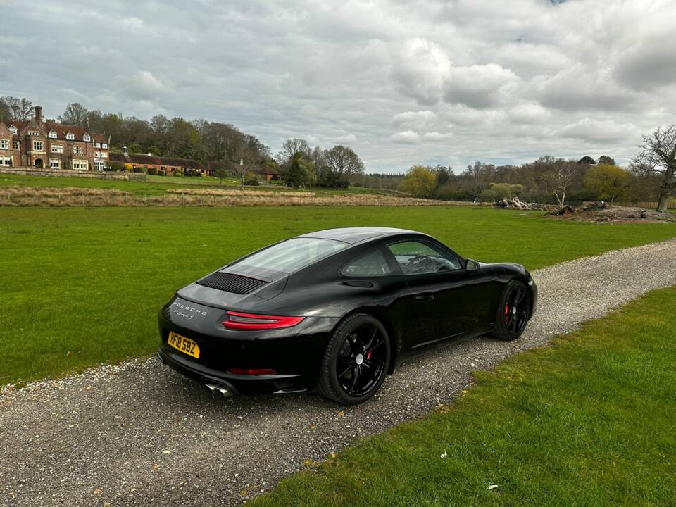Image 6/42 of Porsche 911 Carrera S (2018)