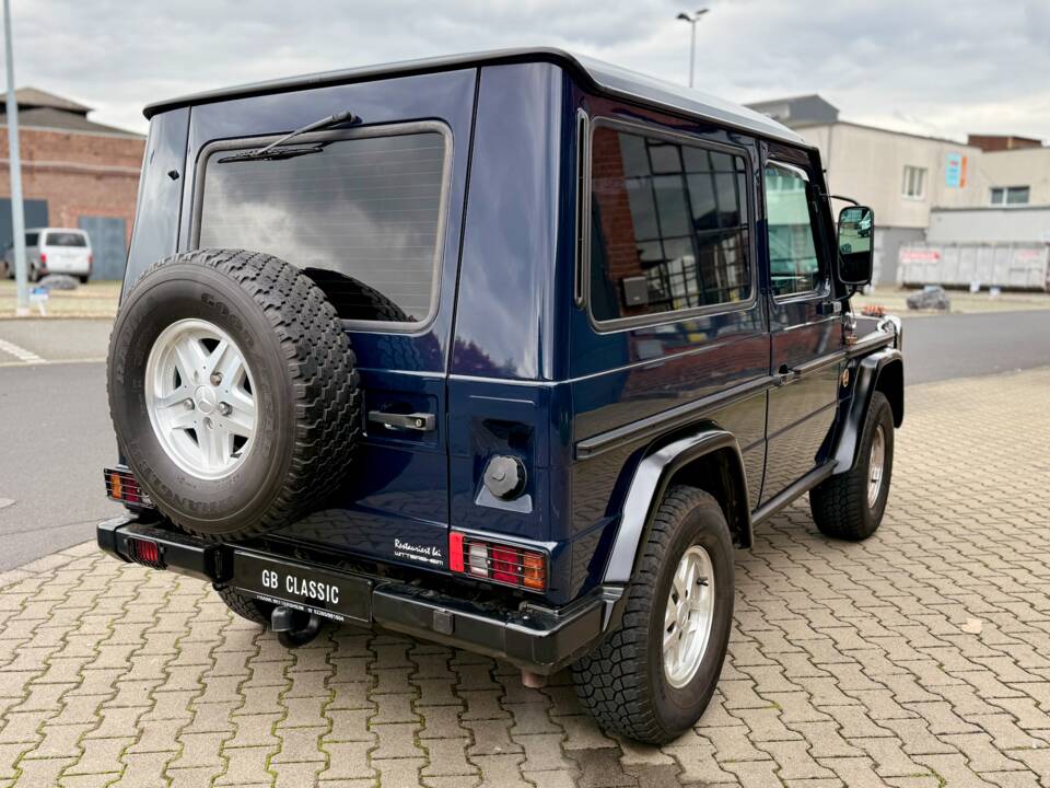 Immagine 4/26 di Mercedes-Benz 280 GE (kurz) (1988)