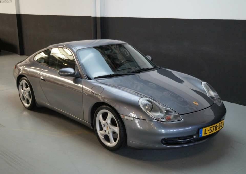 Afbeelding 2/50 van Porsche 911 Carrera (2001)