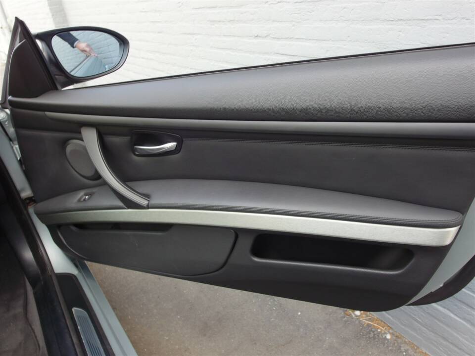Image 64/98 de BMW M3 (2011)