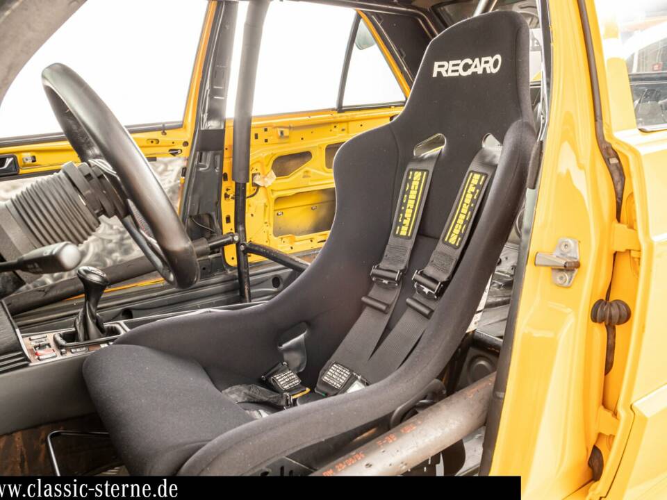 Bild 13/15 von Mercedes-Benz 190 E 2.5-16 Evolution II (1990)