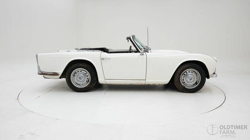 Image 9/15 of Triumph TR 4 (1962)