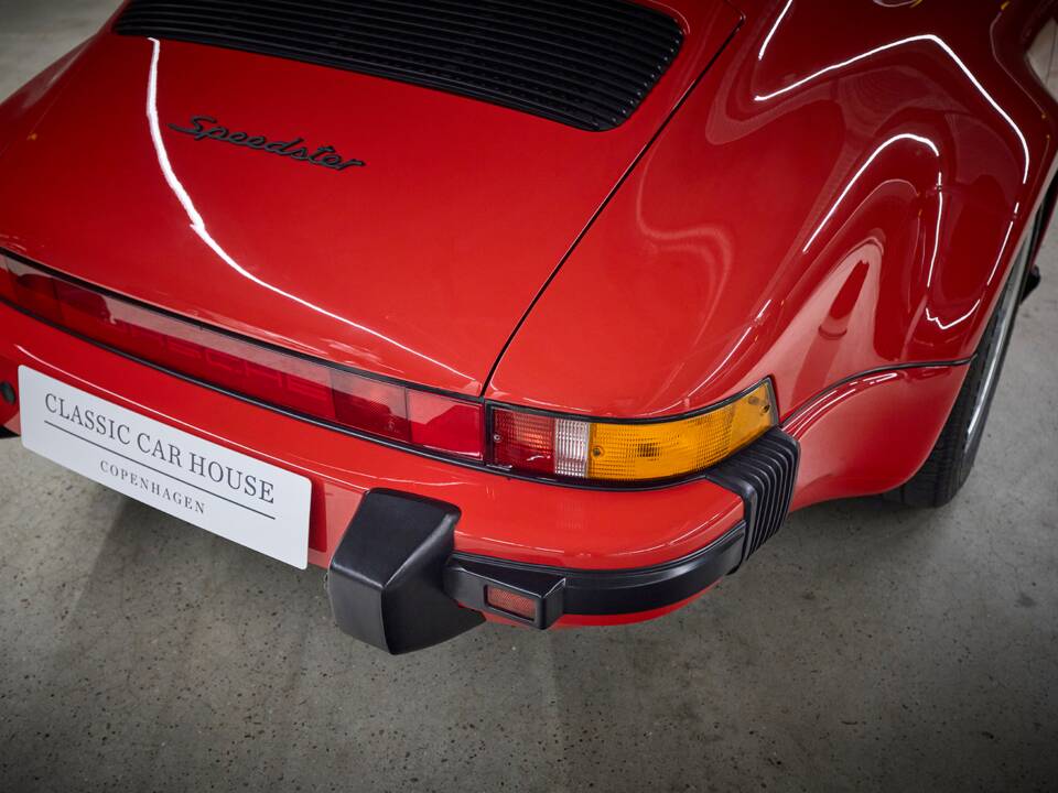 Immagine 29/96 di Porsche 911 Speedster 3.2 (1989)