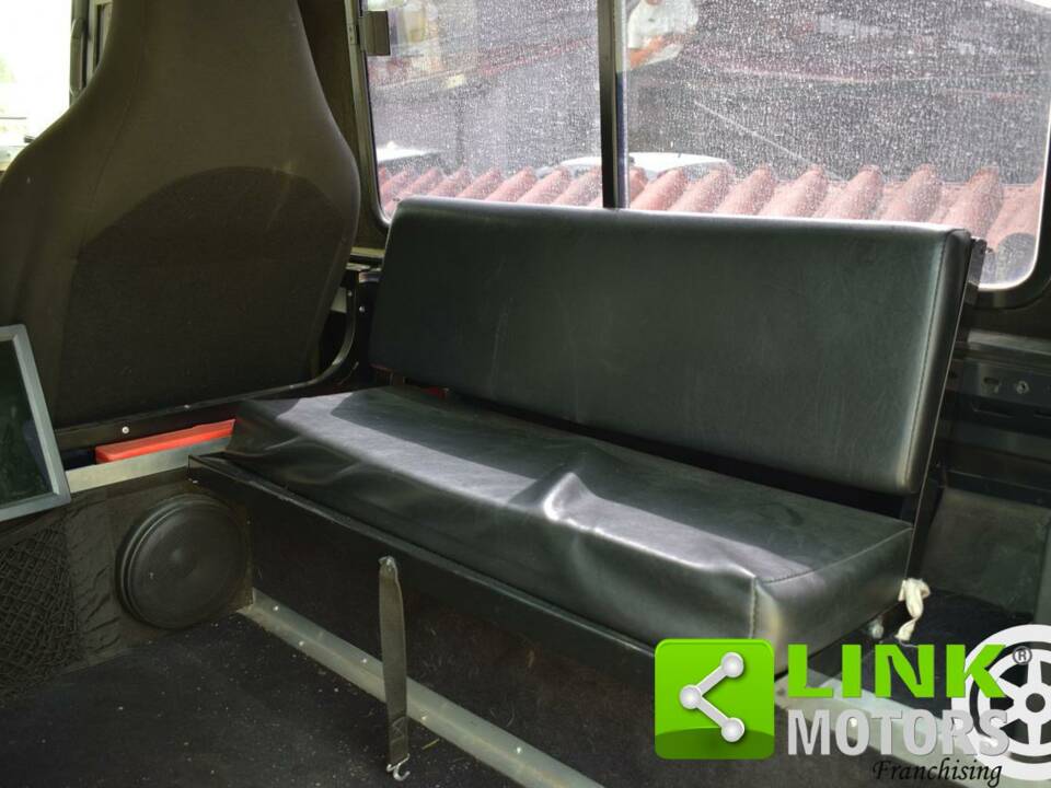 Bild 10/10 von Land Rover Defender 90 (1997)