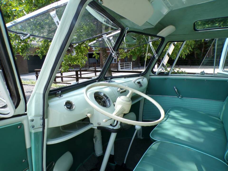 Bild 15/19 von Volkswagen T1 Samba 1.2 (1962)